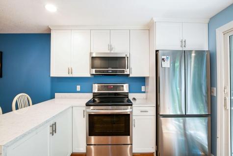 96 Shoreland Path Falmouth MA 02536