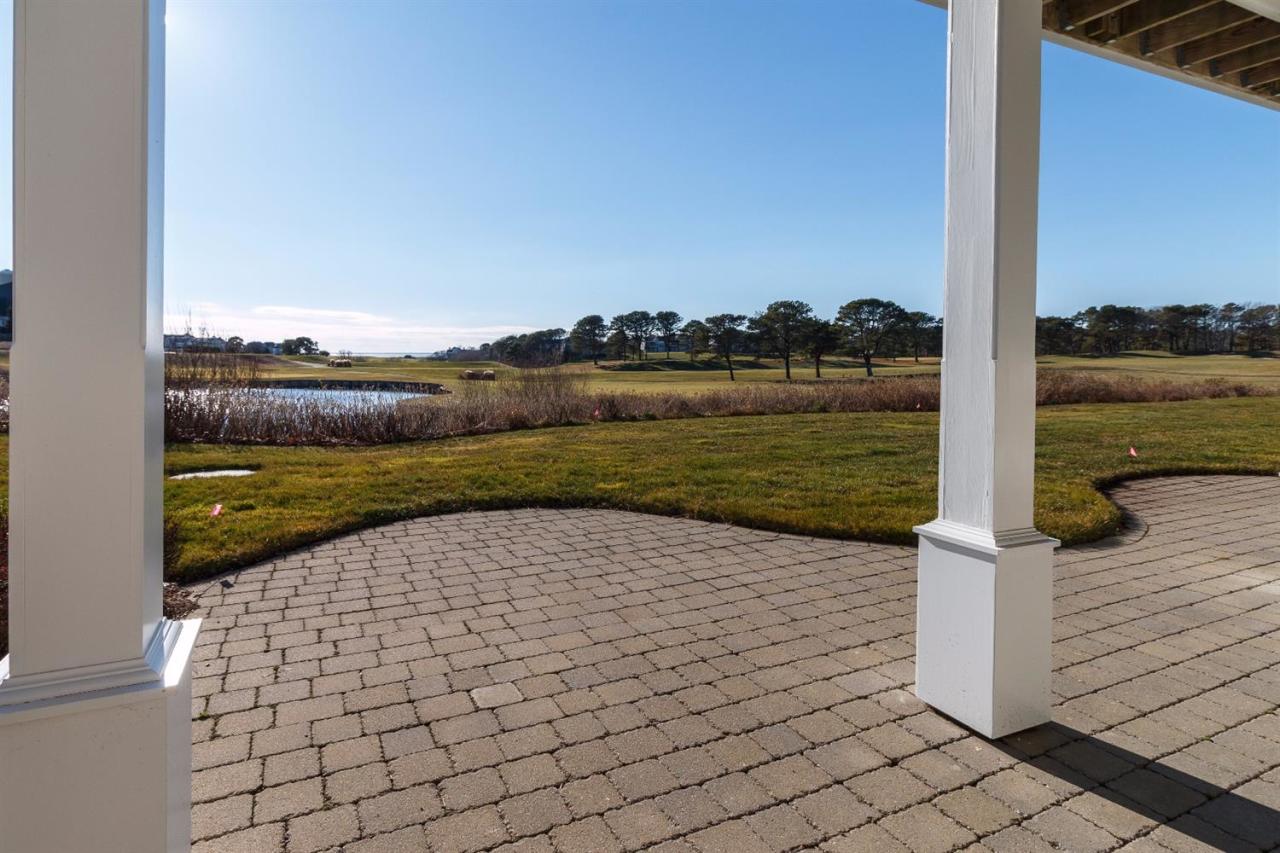 22 Vineyard Reach Mashpee MA 02649