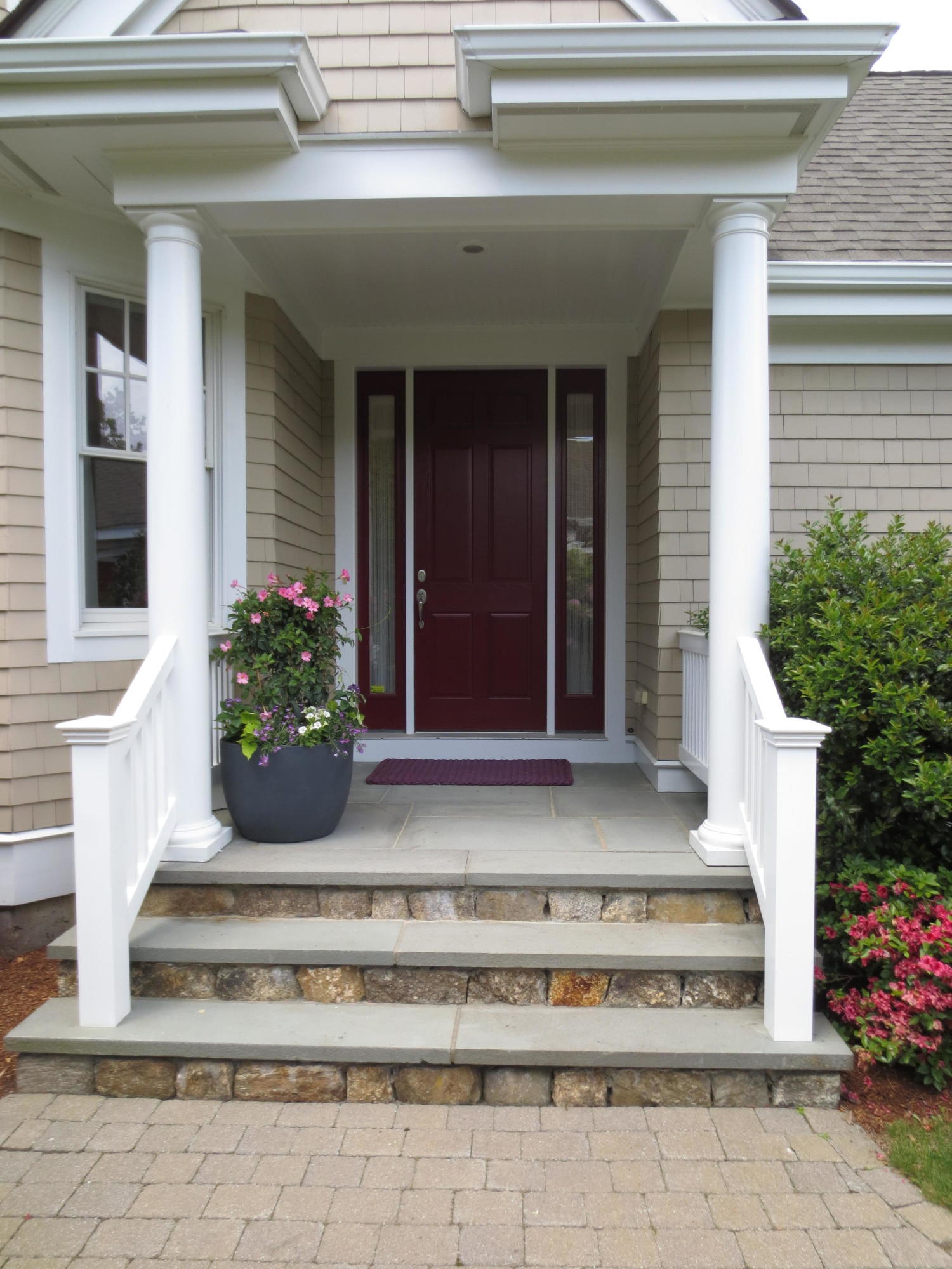 22 Vineyard Reach Mashpee MA 02649