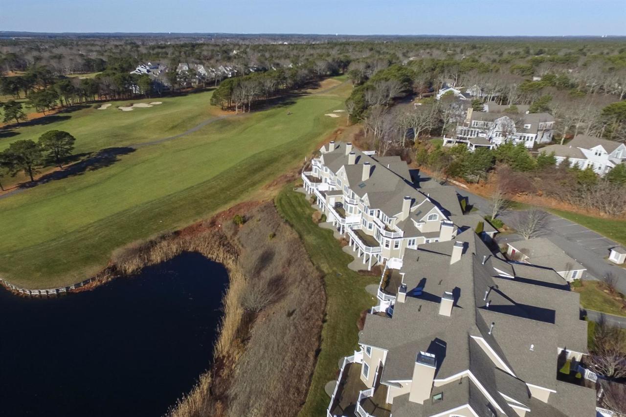 22 Vineyard Reach Mashpee MA 02649