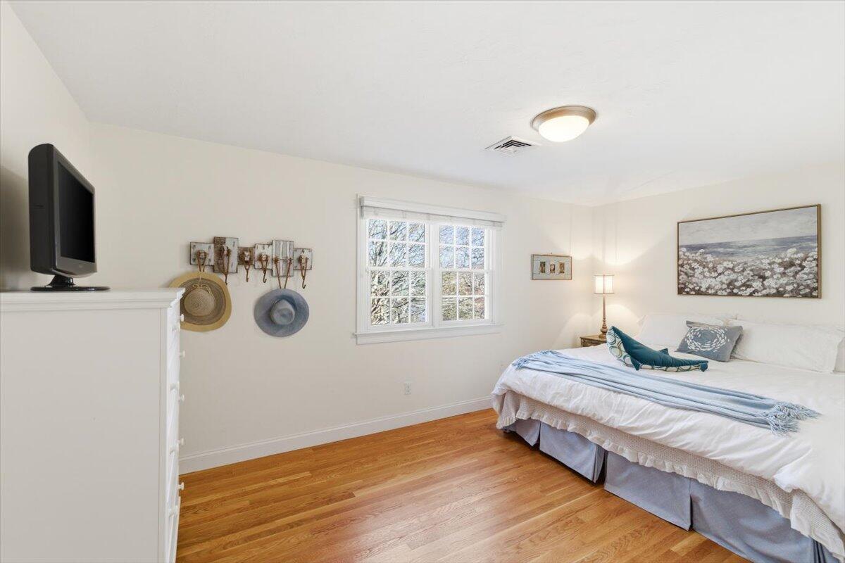 480 Main Street Falmouth MA 02540