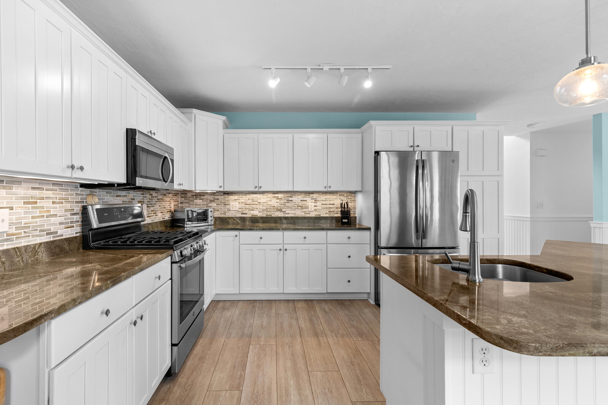 2 Beach Plum Lane U: E Lane Bourne MA 02532