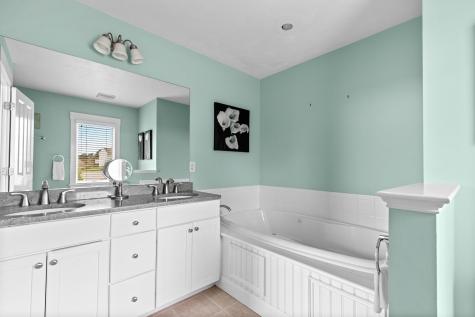 2 Beach Plum Lane U: E Lane Bourne MA 02532
