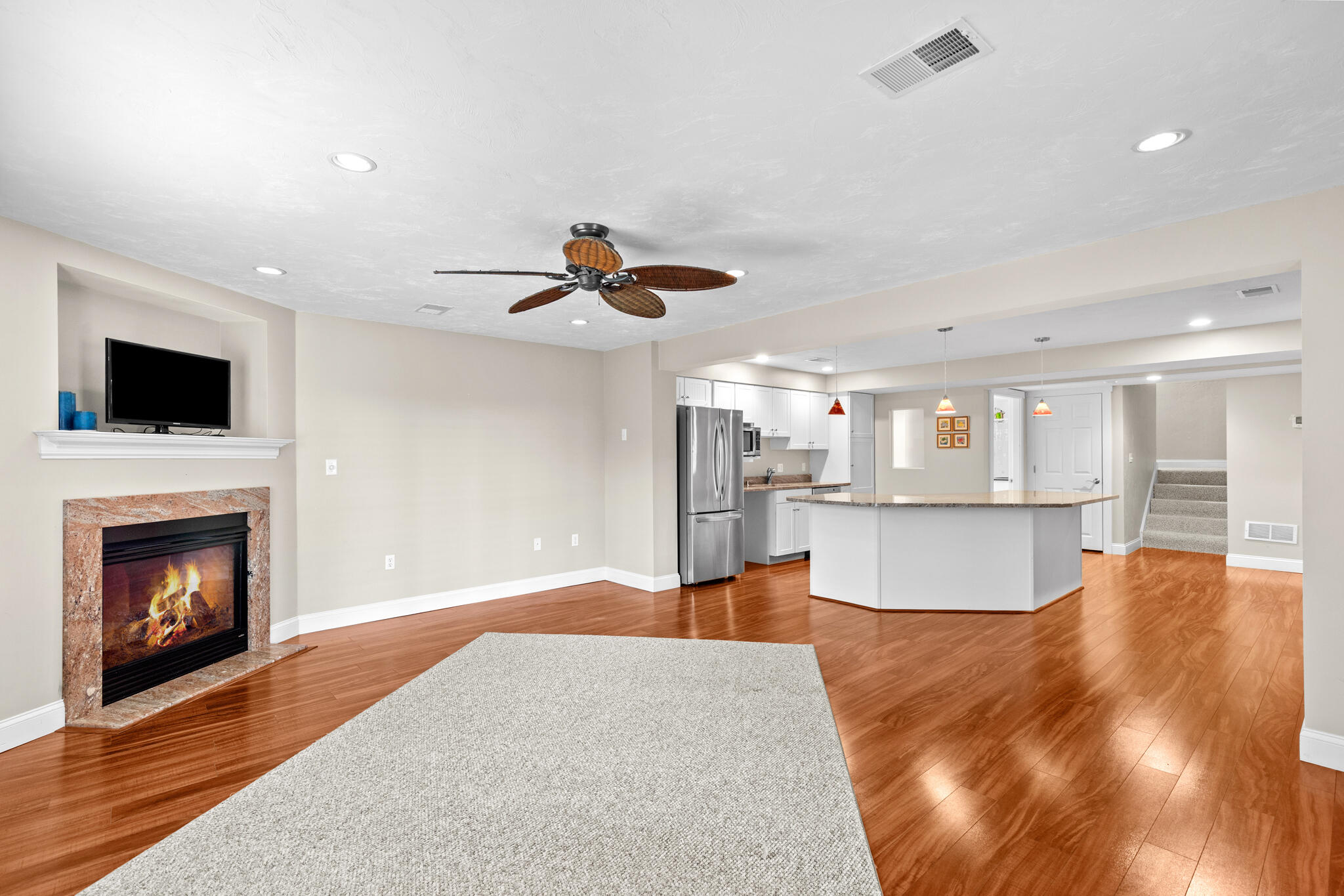 2 Beach Plum Lane U: E Lane Bourne MA 02532
