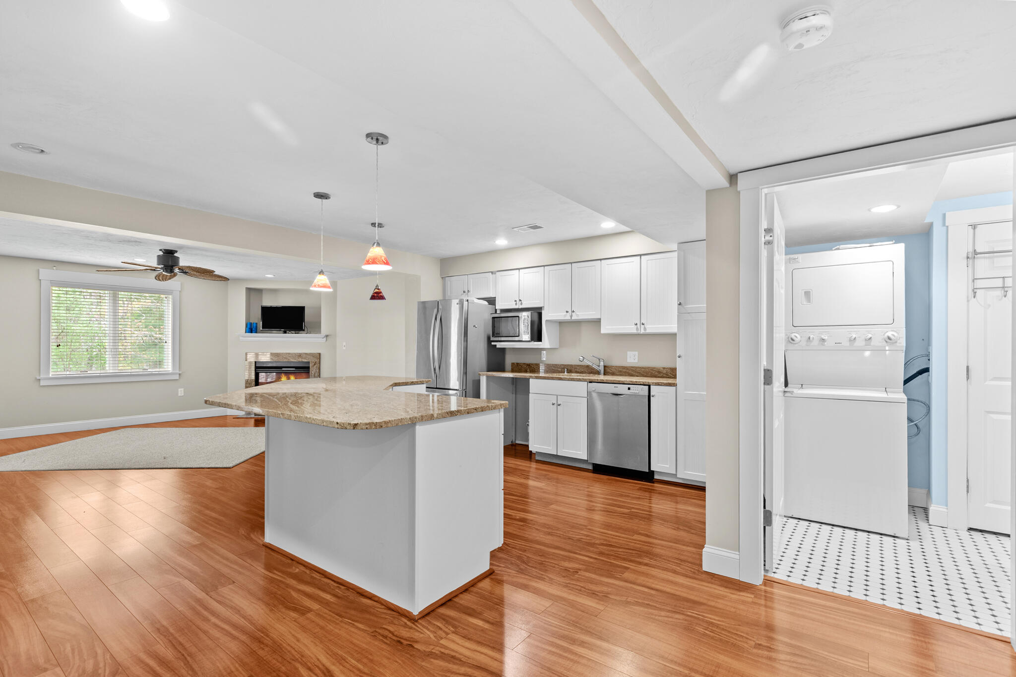 2 Beach Plum Lane U: E Lane Bourne MA 02532
