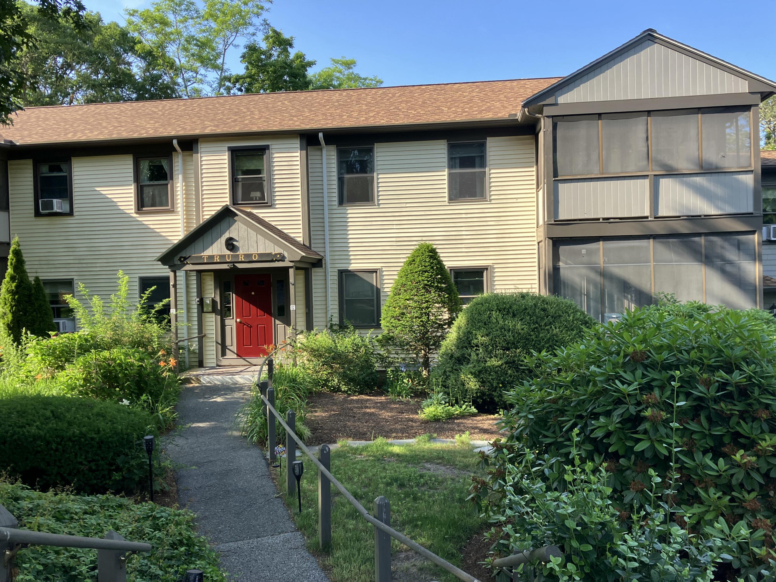 14 Harold Street Harwich MA 02646