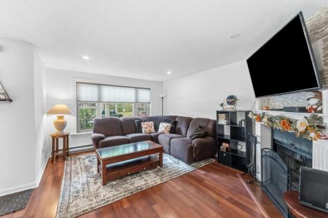 195 Falmouth Road Mashpee MA 02649