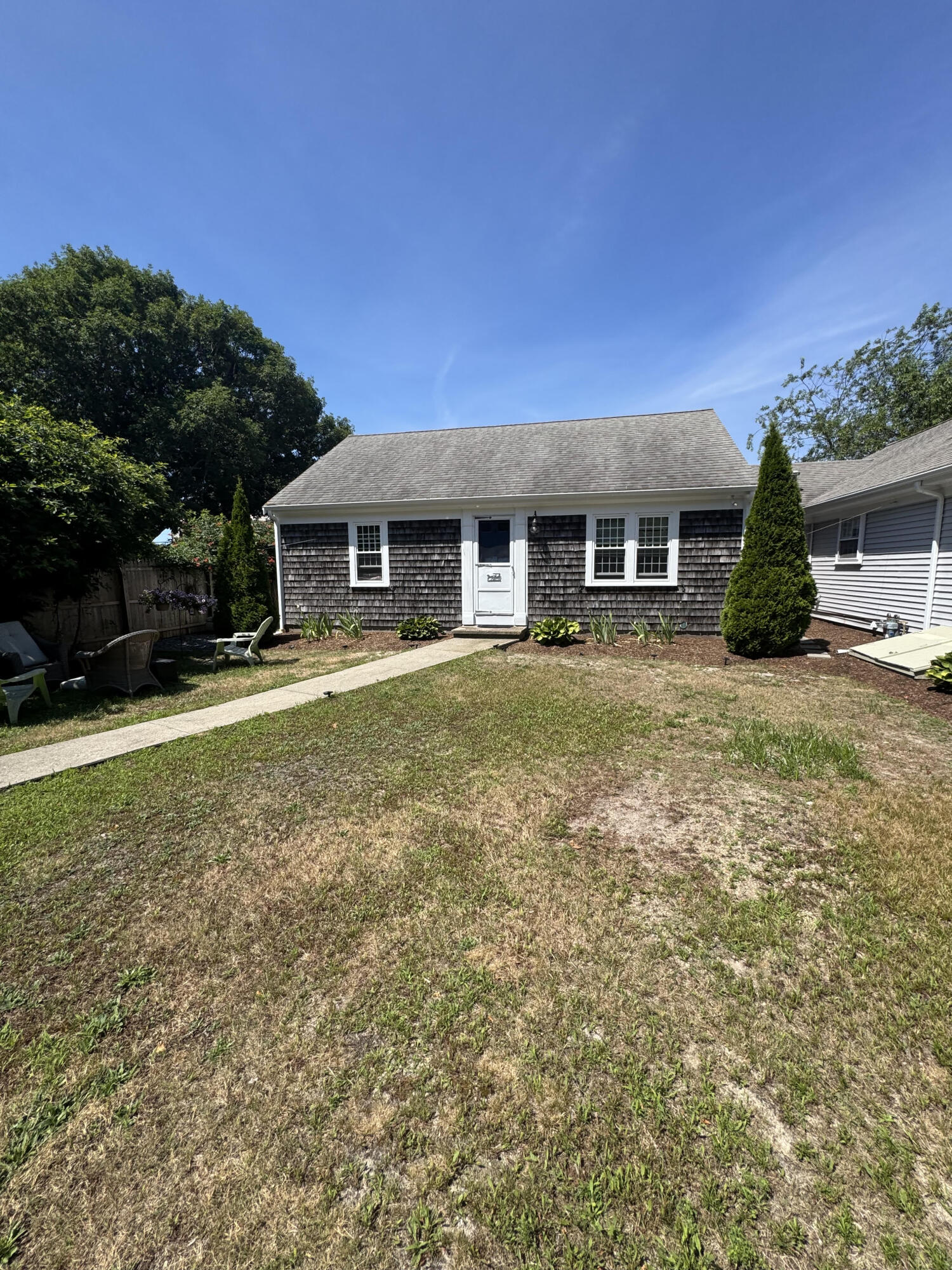 11 A Gate Way Street MA 02664