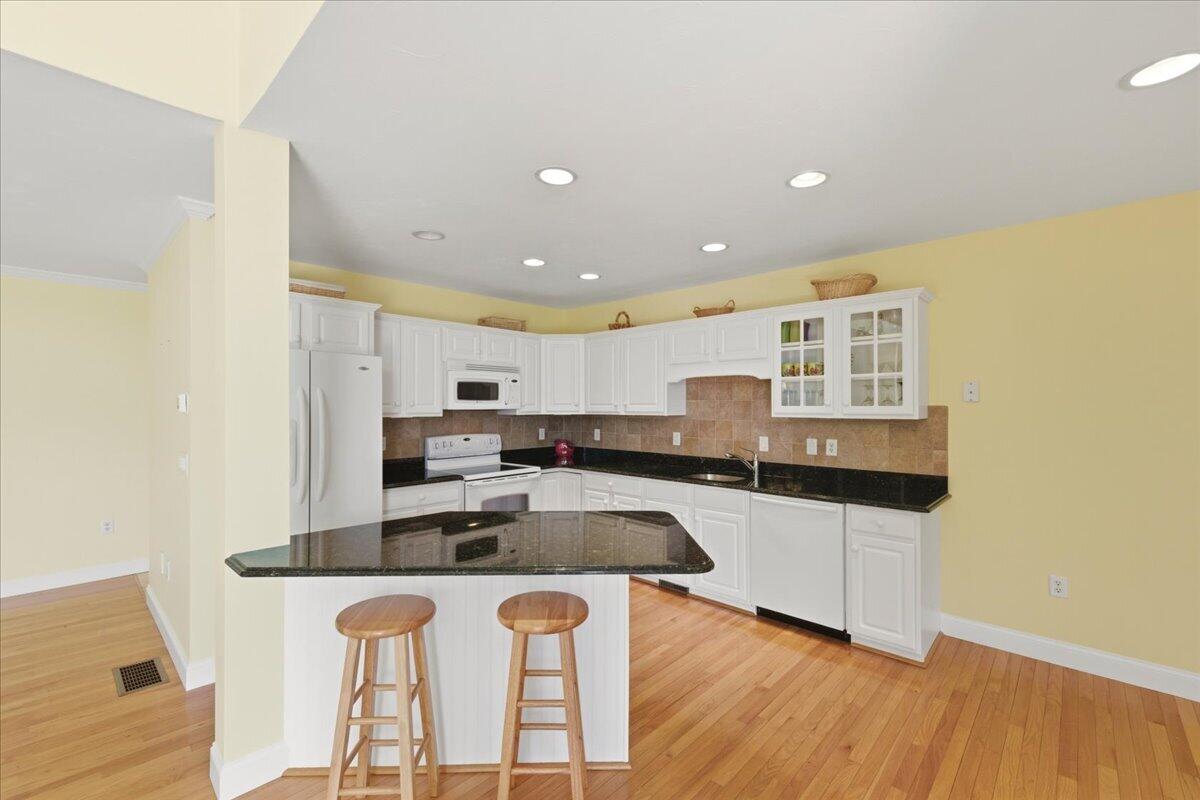 3 Periwinkle Court Bourne MA 02532