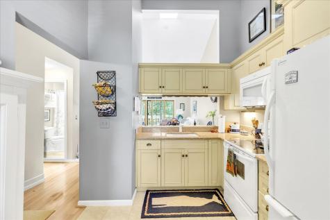 154 Eaton Lane Brewster MA 02631