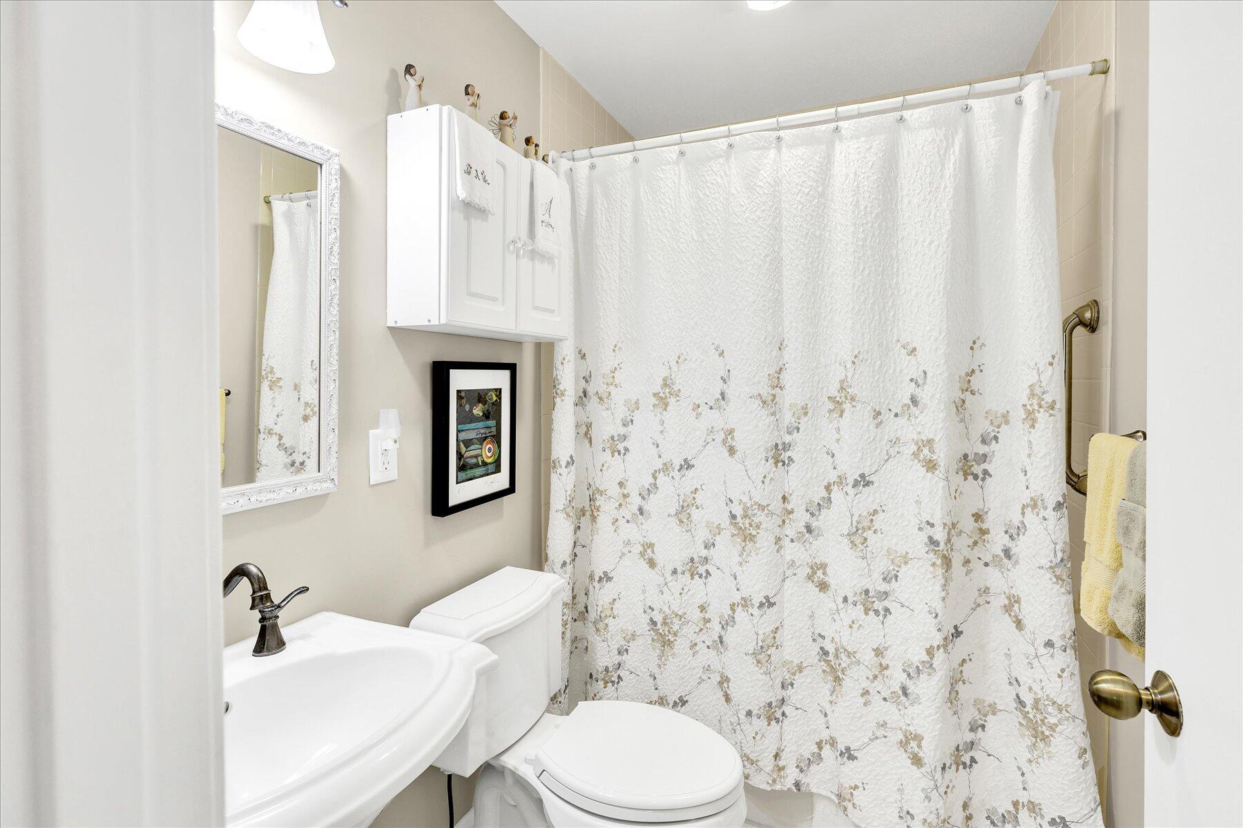 154 Eaton Lane Brewster MA 02631