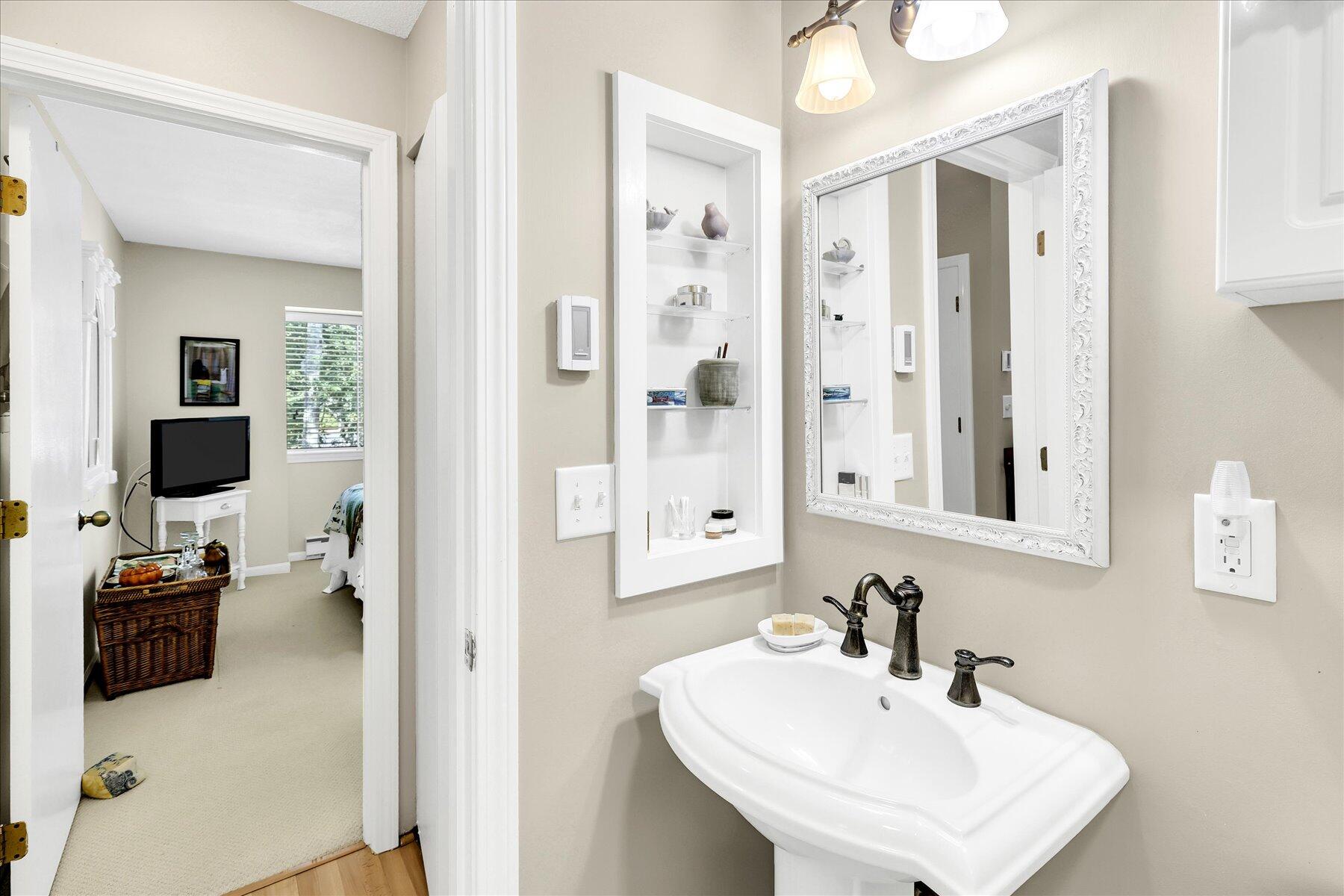 154 Eaton Lane Brewster MA 02631