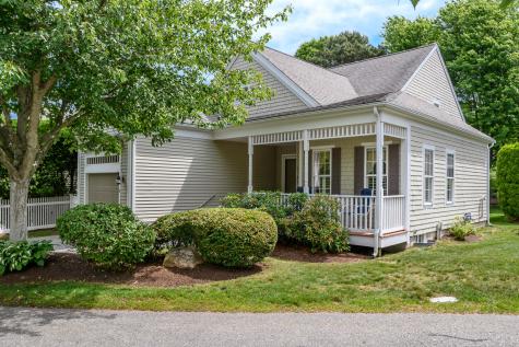 6 Hollyhock Knoll Court Bourne MA 02532