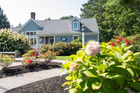 25 Oak Glen Village Yarmouth MA 02675
