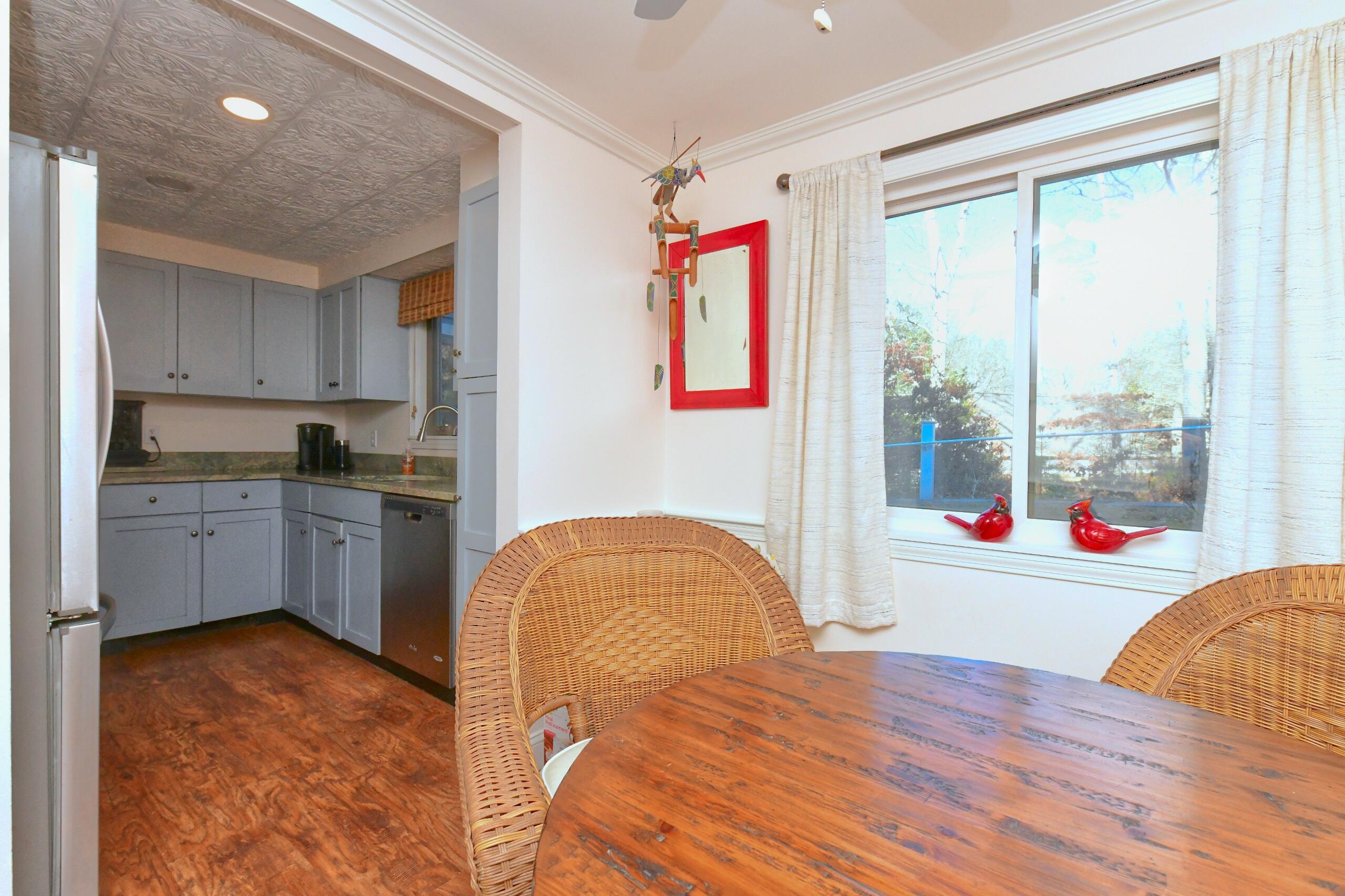 40 Woodrise Falmouth MA 02540