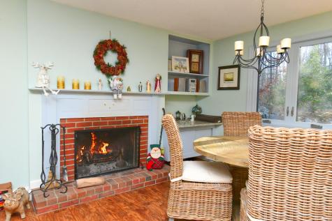 40 Woodrise Falmouth MA 02540