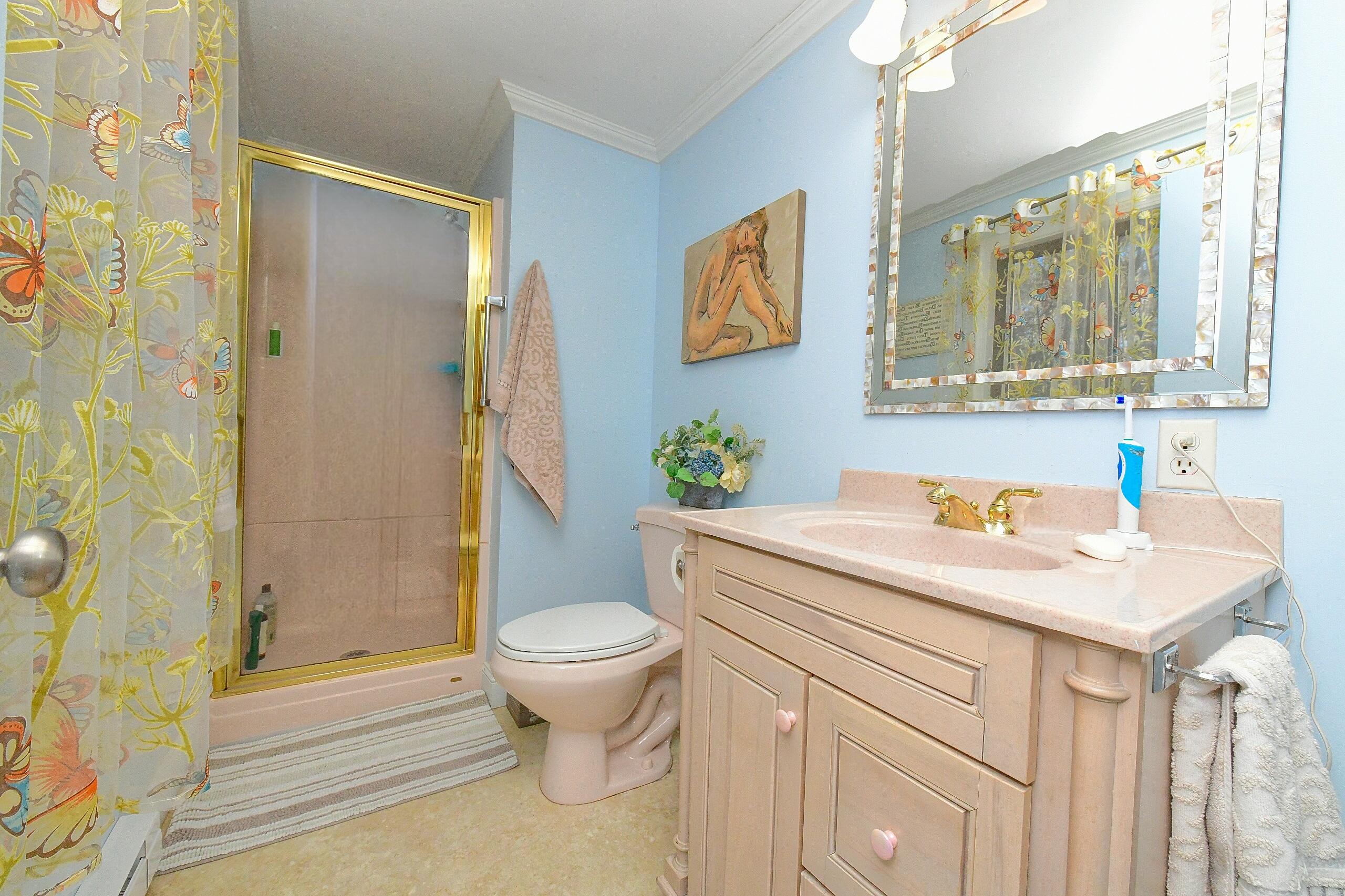 40 Woodrise Falmouth MA 02540