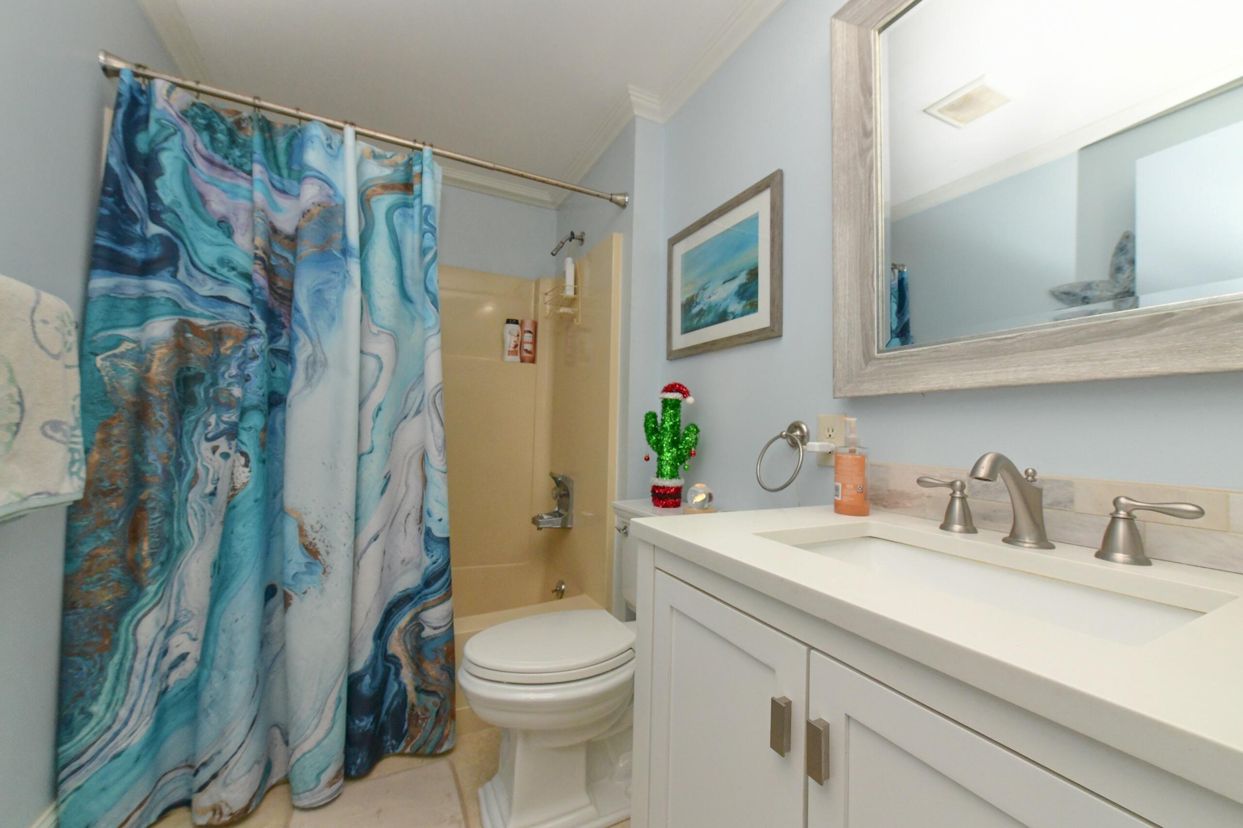 40 Woodrise Falmouth MA 02540