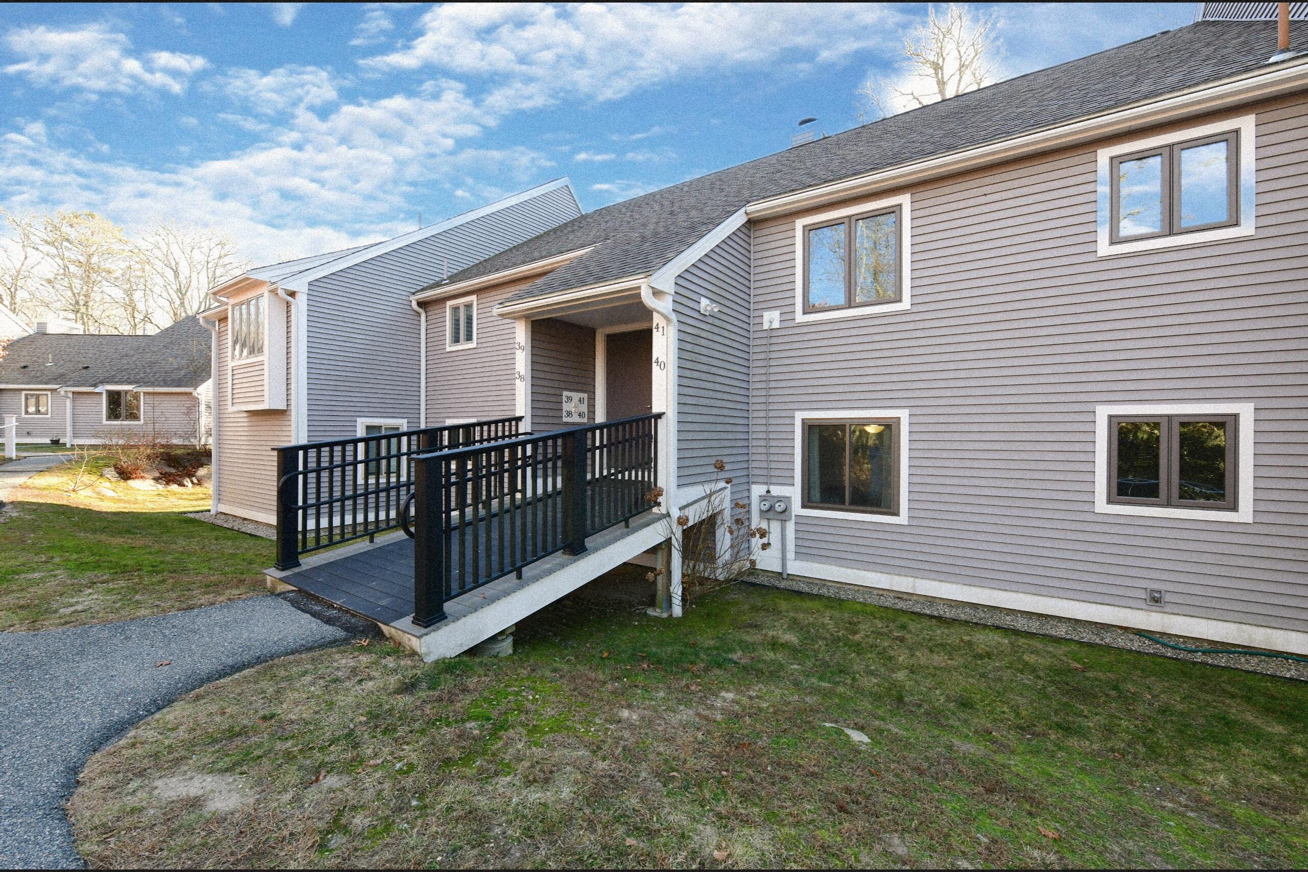 40 Woodrise Falmouth MA 02540