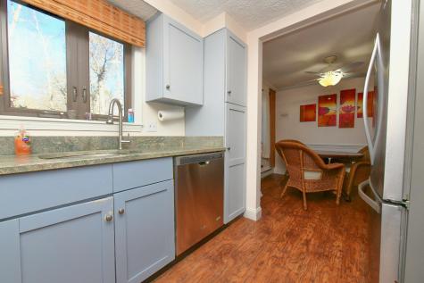 40 Woodrise Falmouth MA 02540