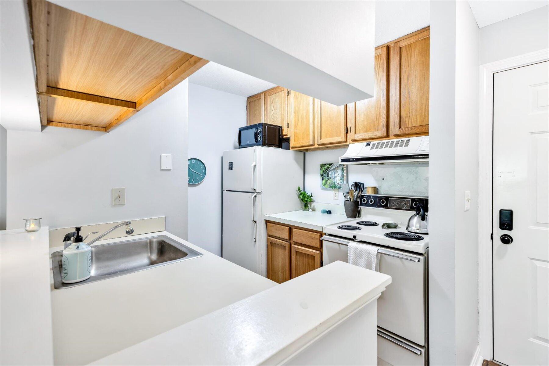101 Fletcher Lane Brewster MA 02631