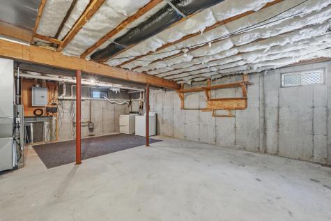 2697 Cranberry Highway Wareham MA 02571