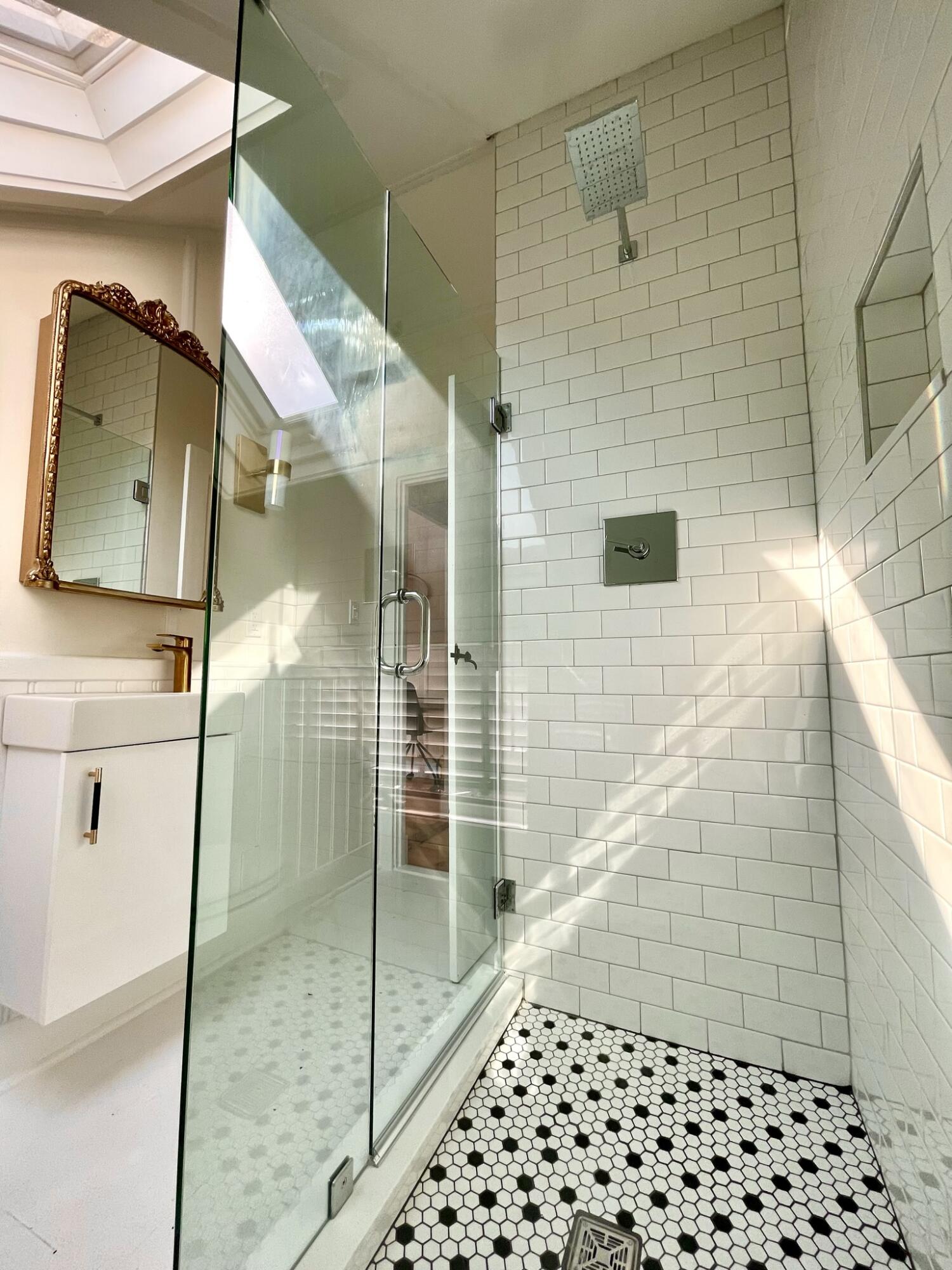 54 Commercial Street Provincetown MA 02657