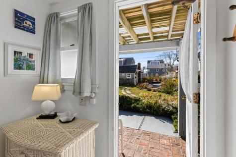 495 Commercial Street Provincetown MA 02657