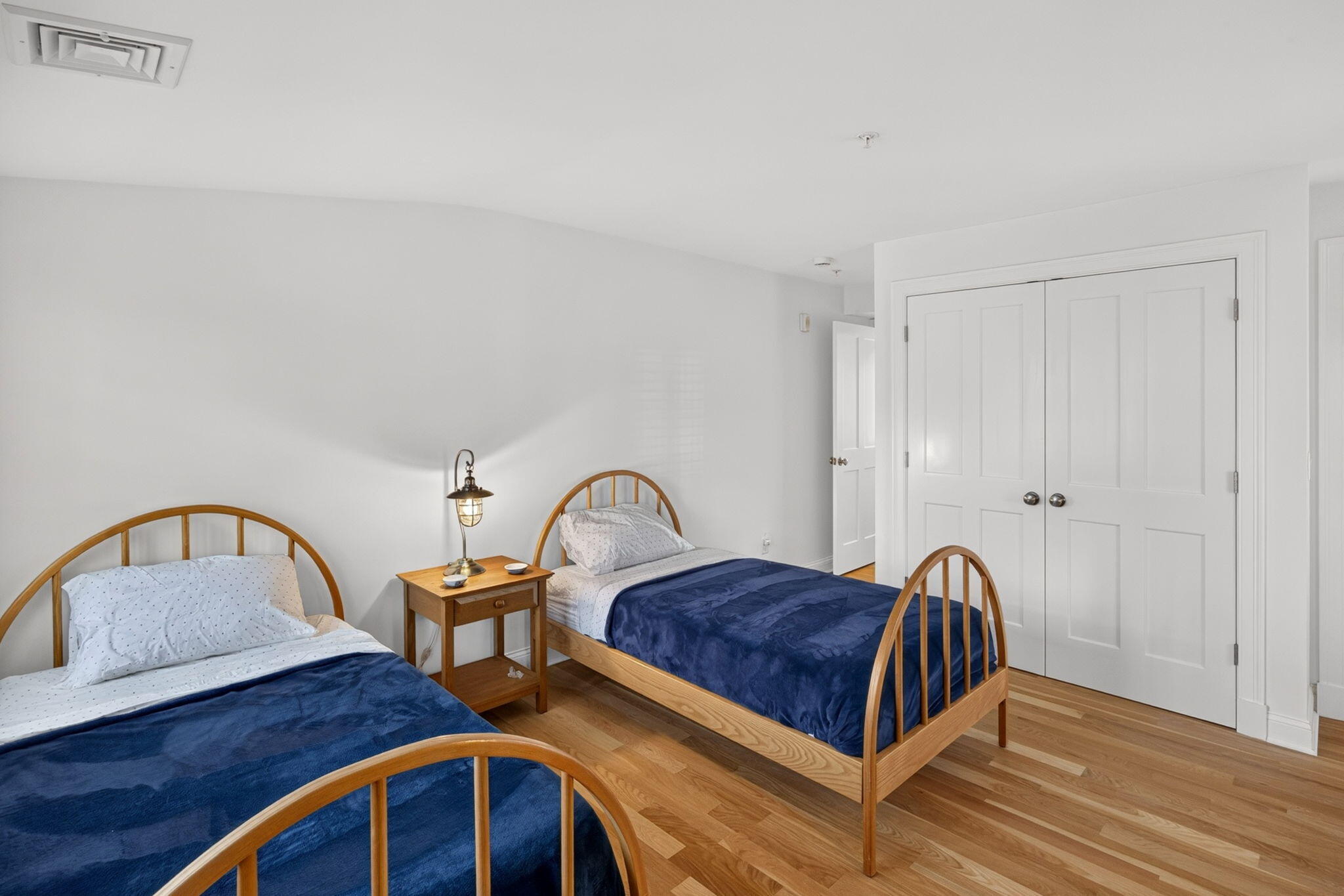 739 Main Street Chatham MA 02633