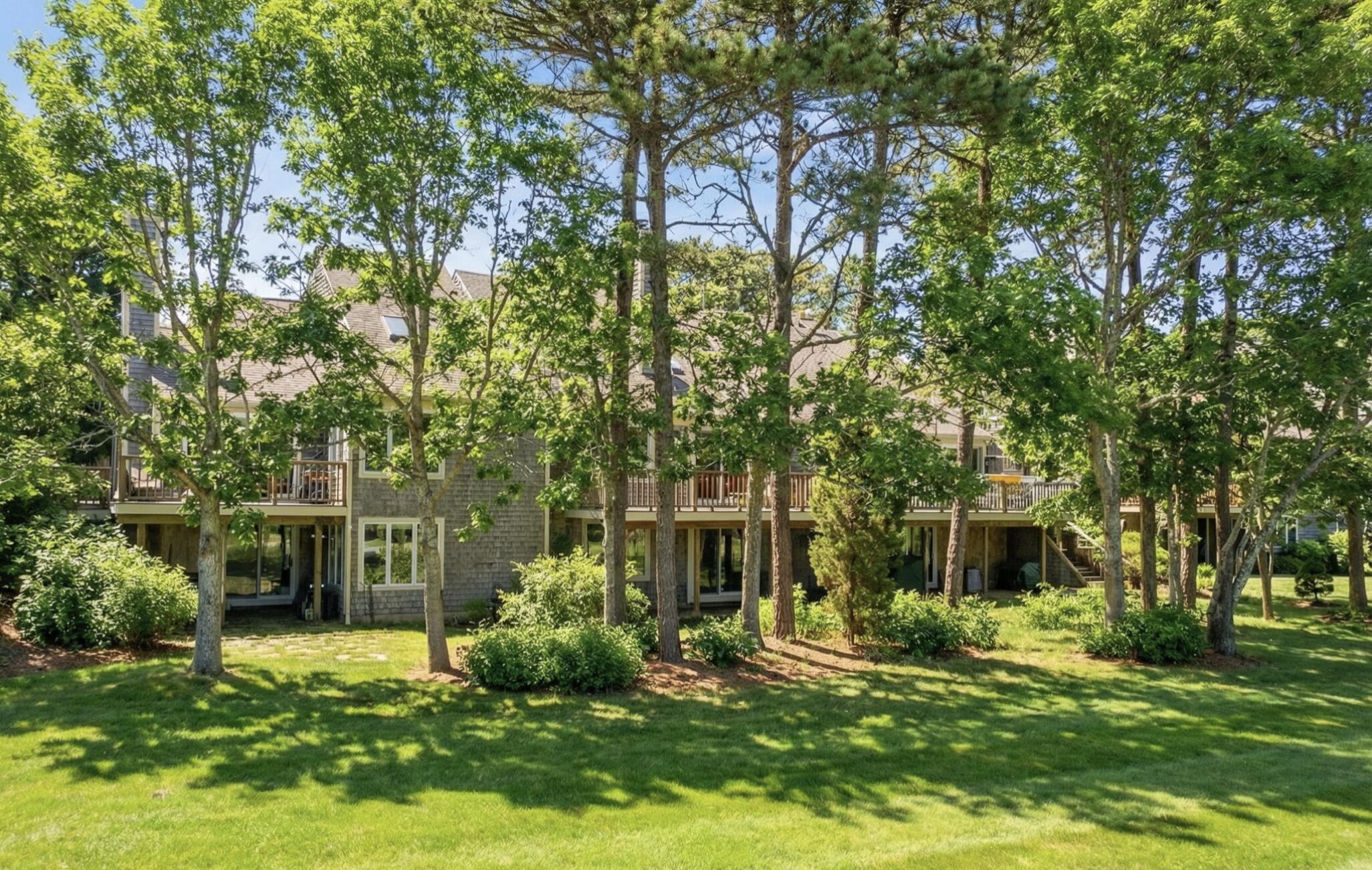 16 West Woods Yarmouth MA 02675