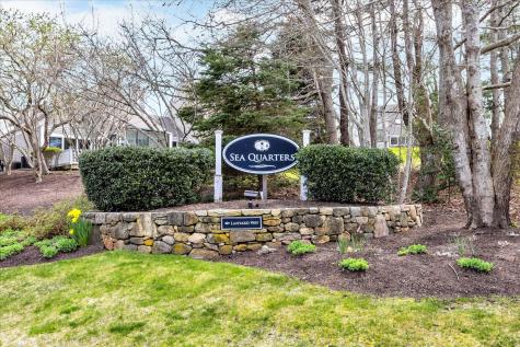 10 Lanyard Way Mashpee MA 02649