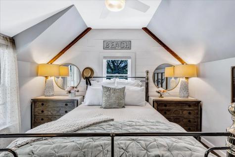 21 Milestone Way Mashpee MA 02649