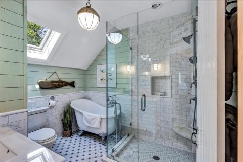 21 Milestone Way Mashpee MA 02649