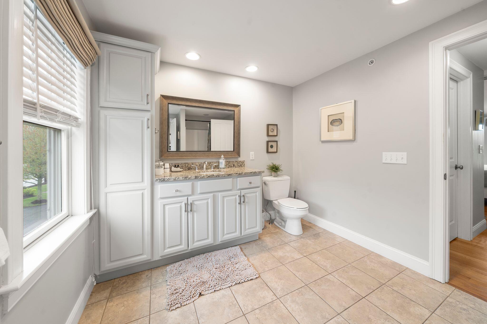 1068 Main Street Chatham MA 02633