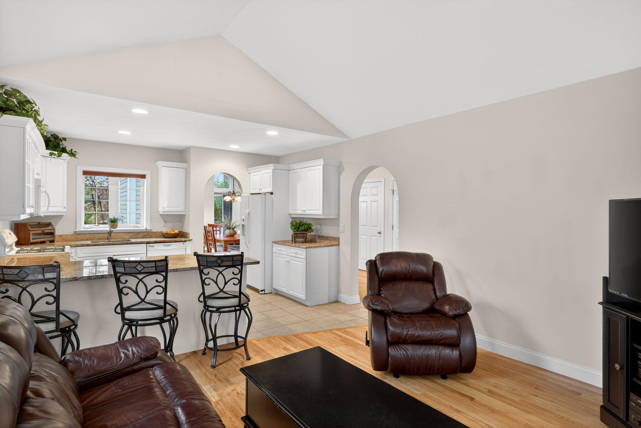 5 Blue Meadow Court Bourne MA 02532