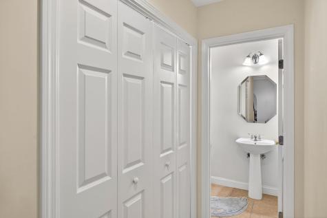 5 Blue Meadow Court Bourne MA 02532
