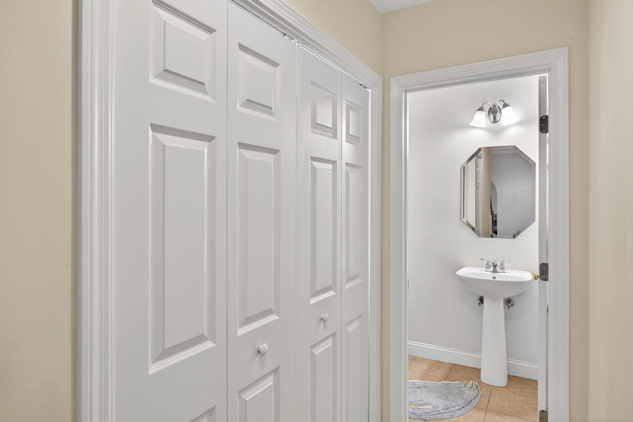 5 Blue Meadow Court Bourne MA 02532
