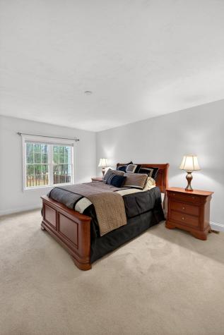 5 Blue Meadow Court Bourne MA 02532