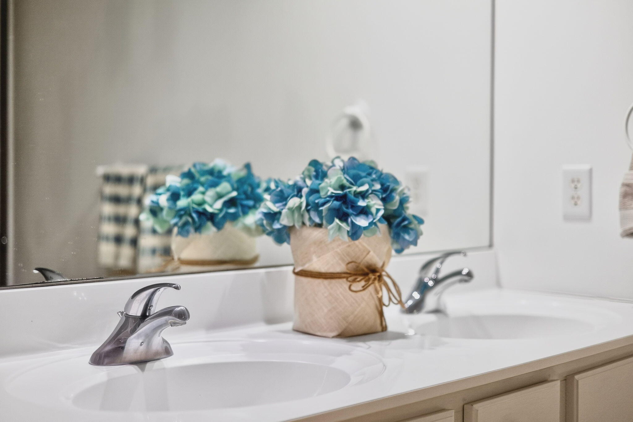 5 Blue Meadow Court Bourne MA 02532