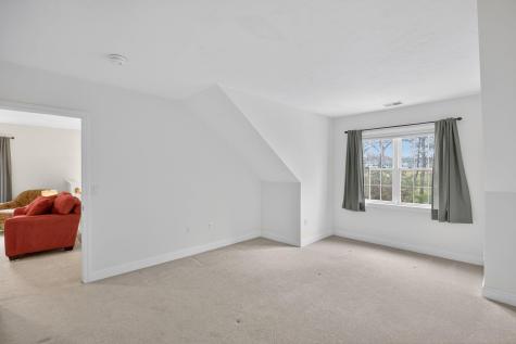 5 Blue Meadow Court Bourne MA 02532
