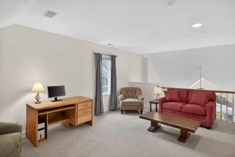 5 Blue Meadow Court Bourne MA 02532
