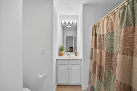 5 Blue Meadow Court Bourne MA 02532