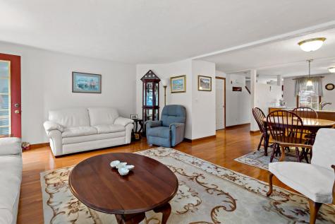 27 Woodview Drive Falmouth MA 02540