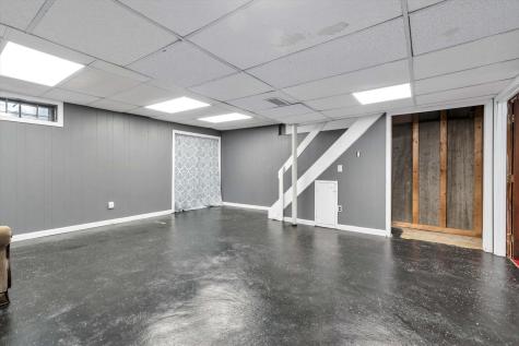 481 Buck Island Road Yarmouth MA 02673