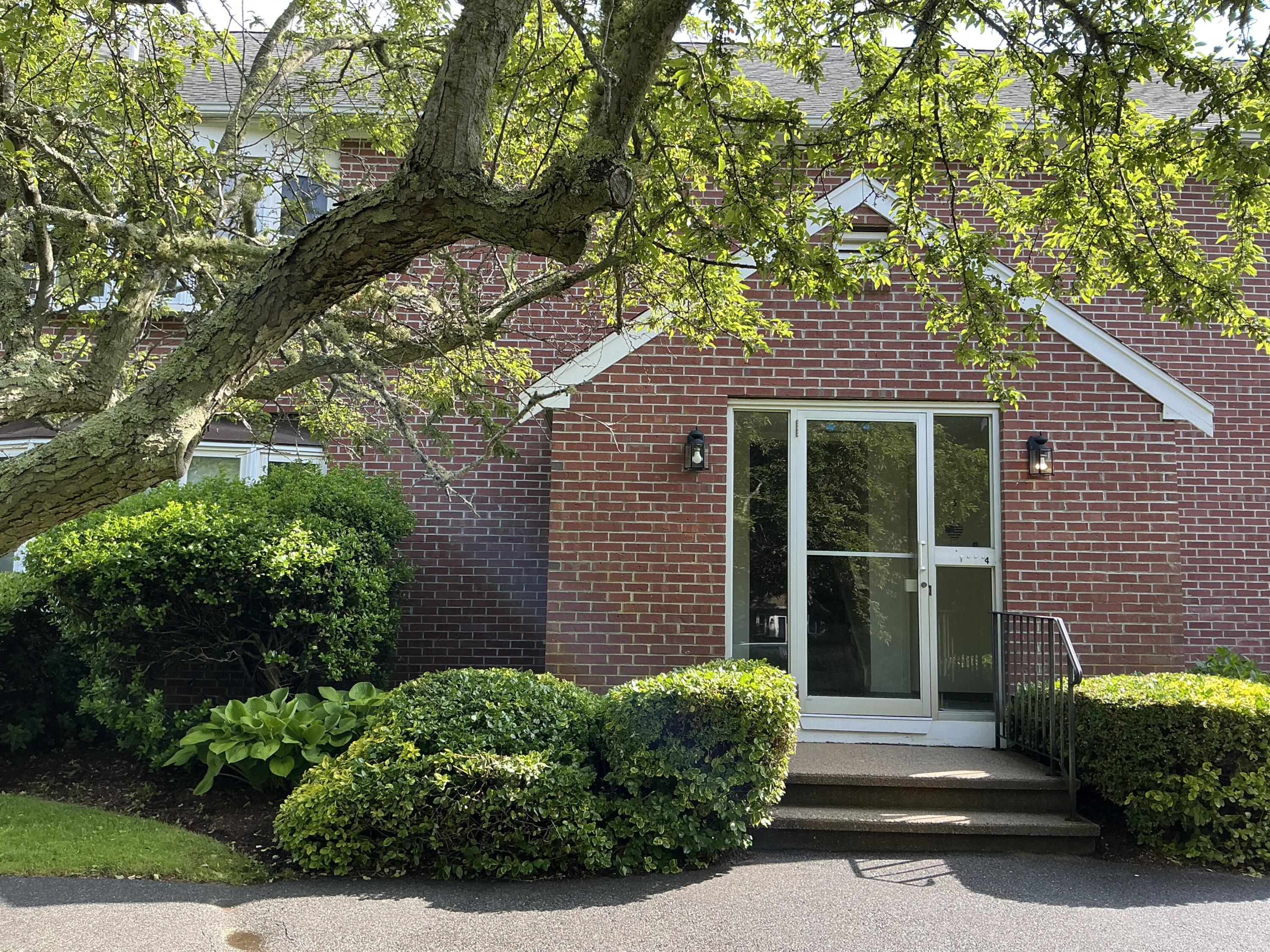 775 W Main Street Hyannis MA 02601