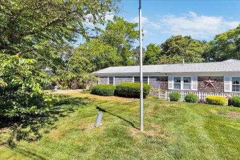 10 Margaret Joseph Road Yarmouth MA 02675