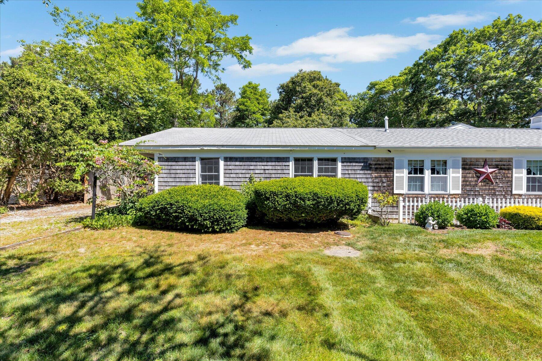 10 Margaret Joseph Road Yarmouth MA 02675