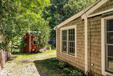 10 Margaret Joseph Road Yarmouth MA 02675