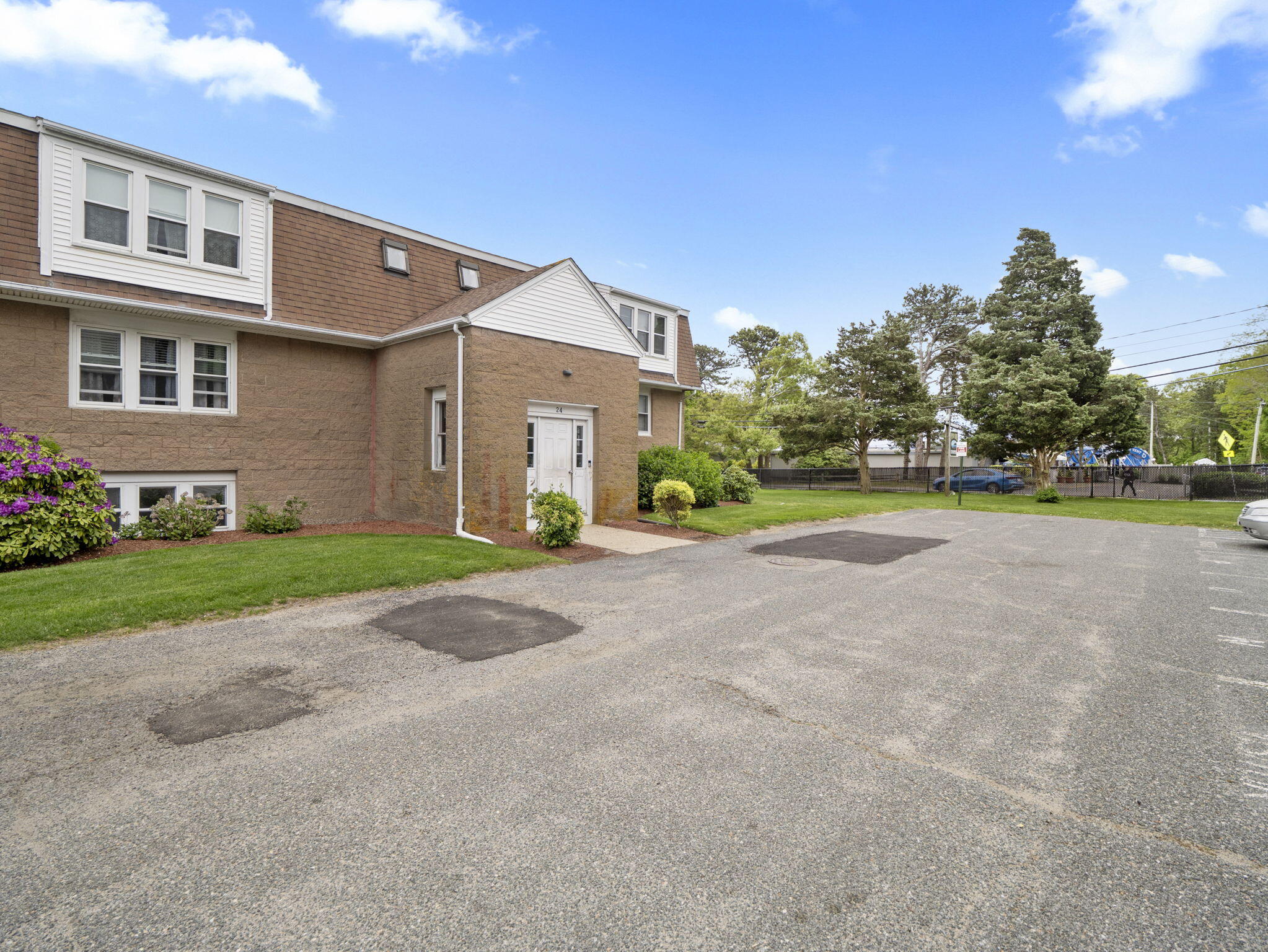 24 Betty's Pond Road Barnstable MA 02601