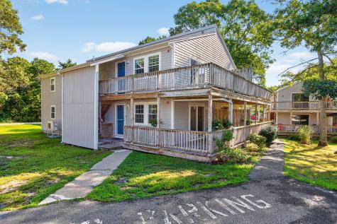 35 Ashumet Road Mashpee MA 02649